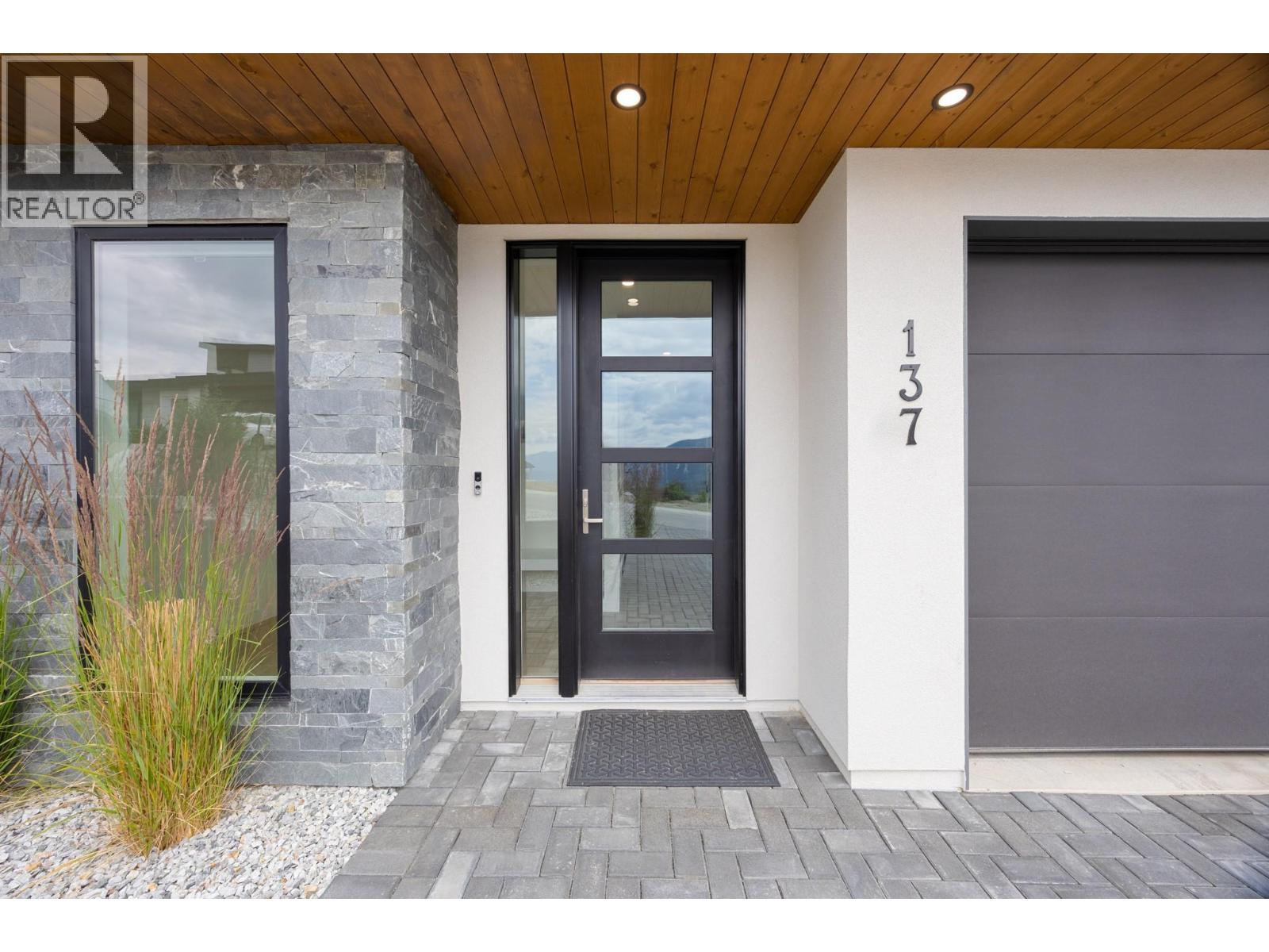 137 Whitefish Road, Vernon, British Columbia  V1B 3M5 - Photo 7 - 10373890