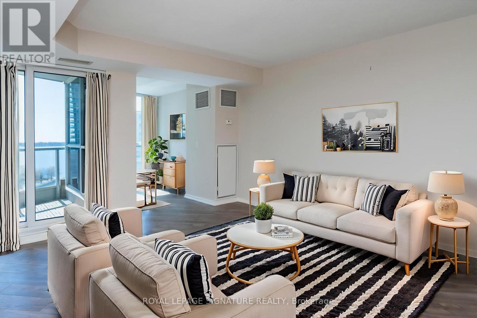 1103 - 208 QUEENS QUAY W, Toronto, Ontario