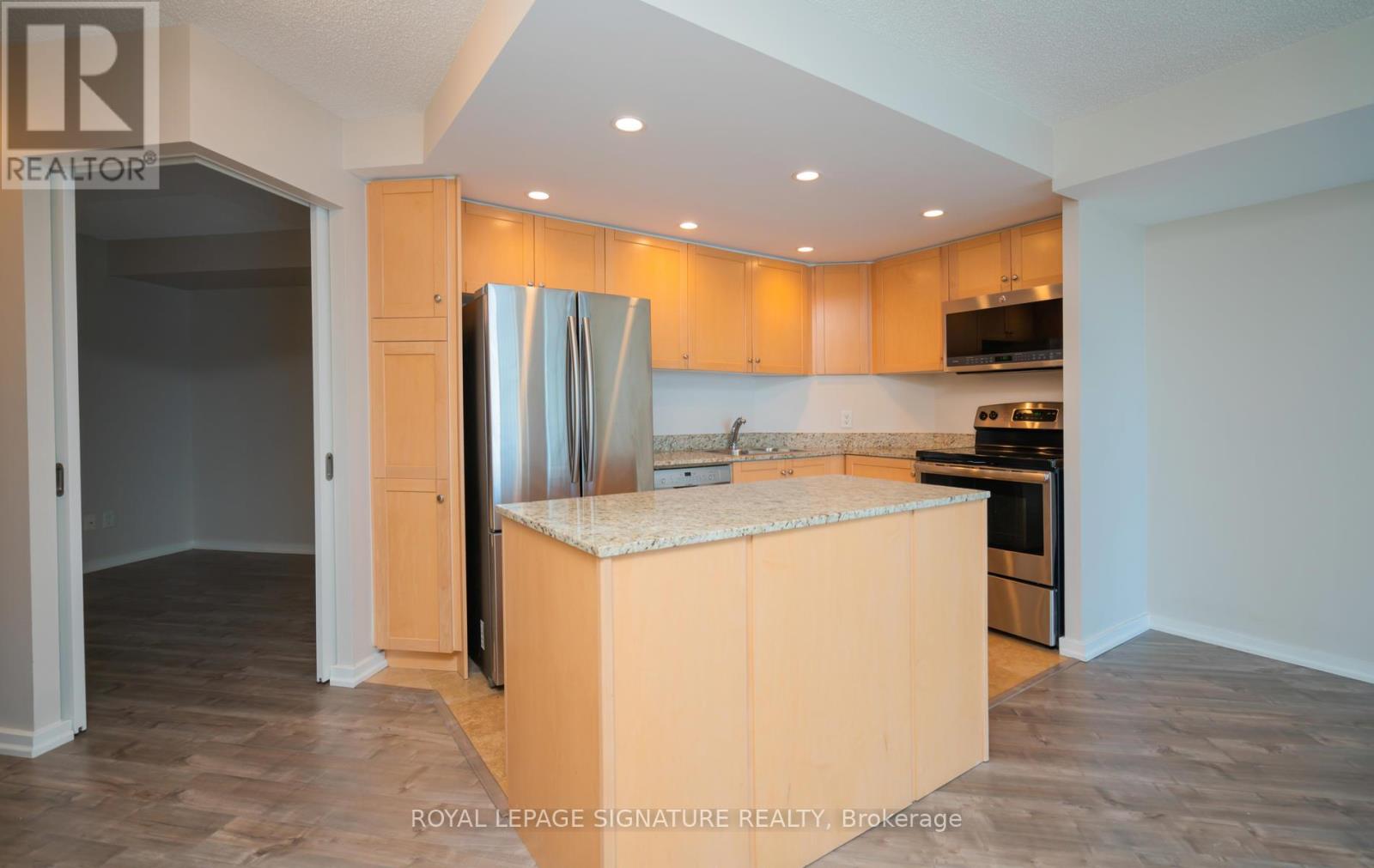 1103 - 208 Queens Quay W, Toronto, Ontario  M5J 2Y5 - Photo 12 - C12736268