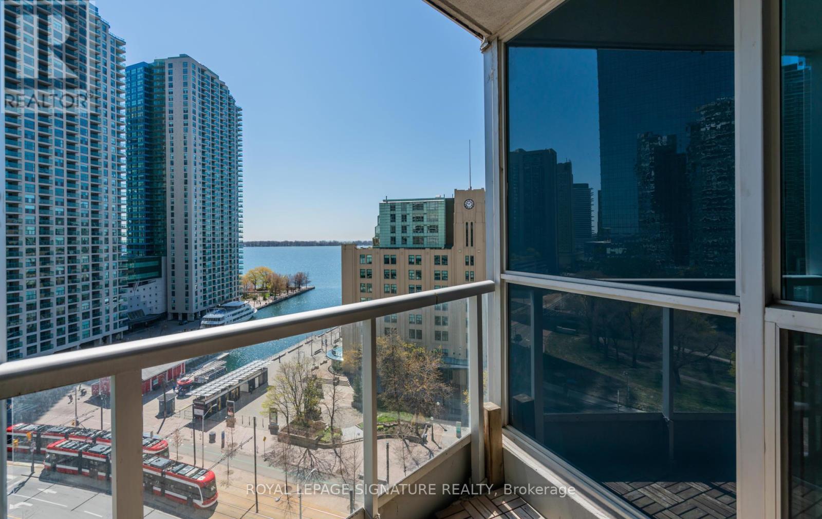 1103 - 208 Queens Quay W, Toronto, Ontario  M5J 2Y5 - Photo 13 - C12736268