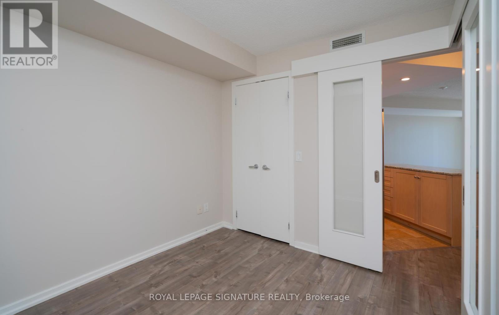 1103 - 208 Queens Quay W, Toronto, Ontario  M5J 2Y5 - Photo 21 - C12736268