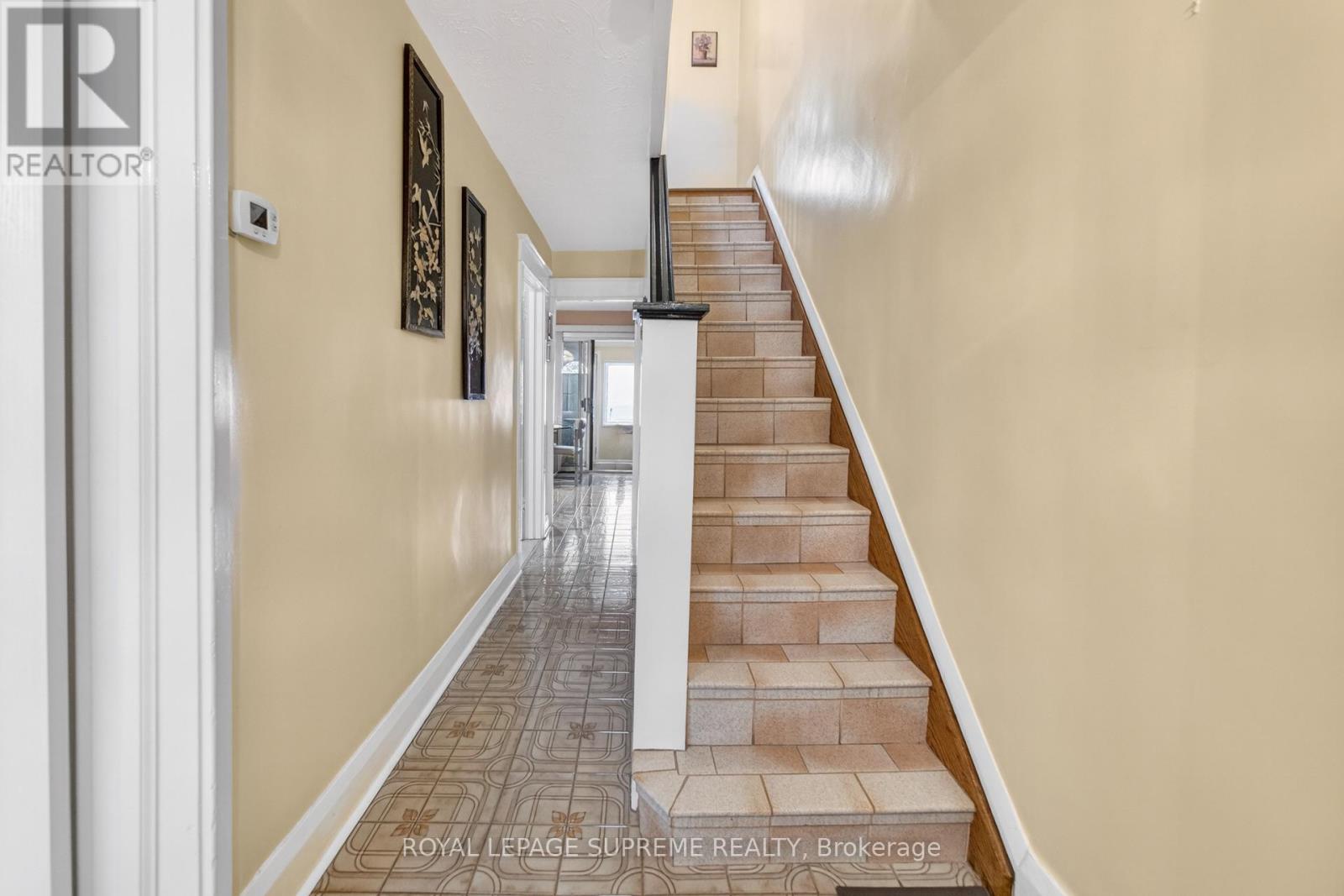 93 Marchmount Road, Toronto, Ontario  M6G 2B2 - Photo 20 - C12736274