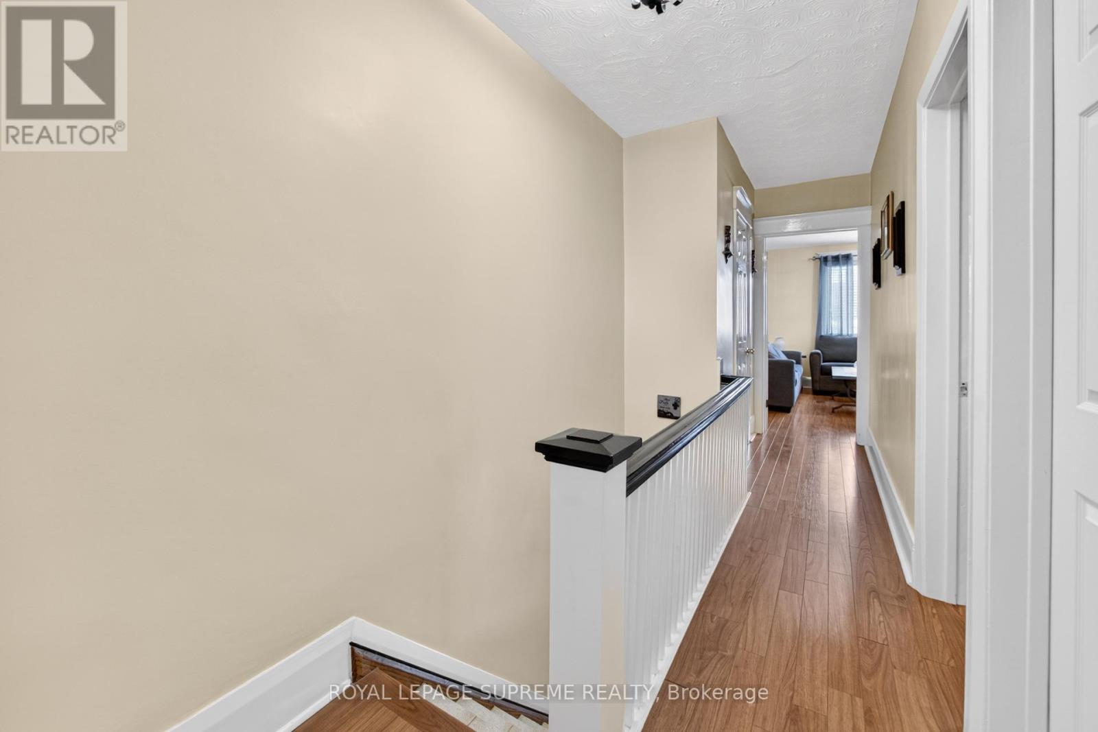 93 Marchmount Road, Toronto, Ontario  M6G 2B2 - Photo 22 - C12736274
