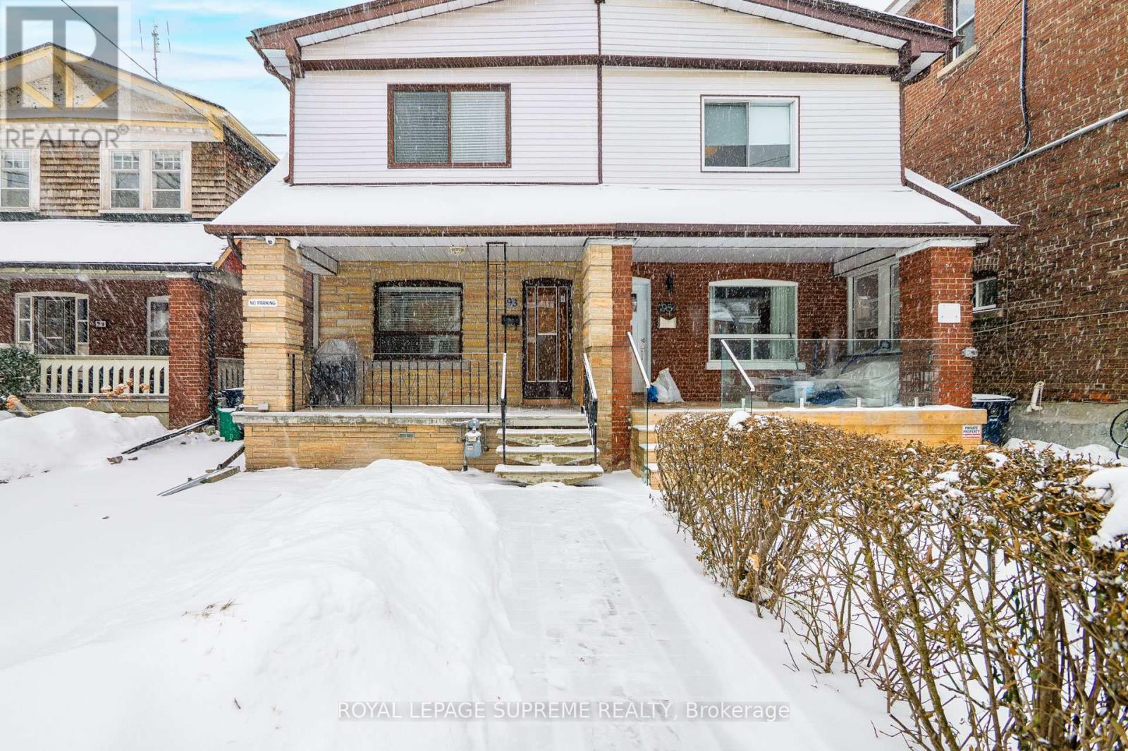 93 Marchmount Road, Toronto, Ontario  M6G 2B2 - Photo 3 - C12736274