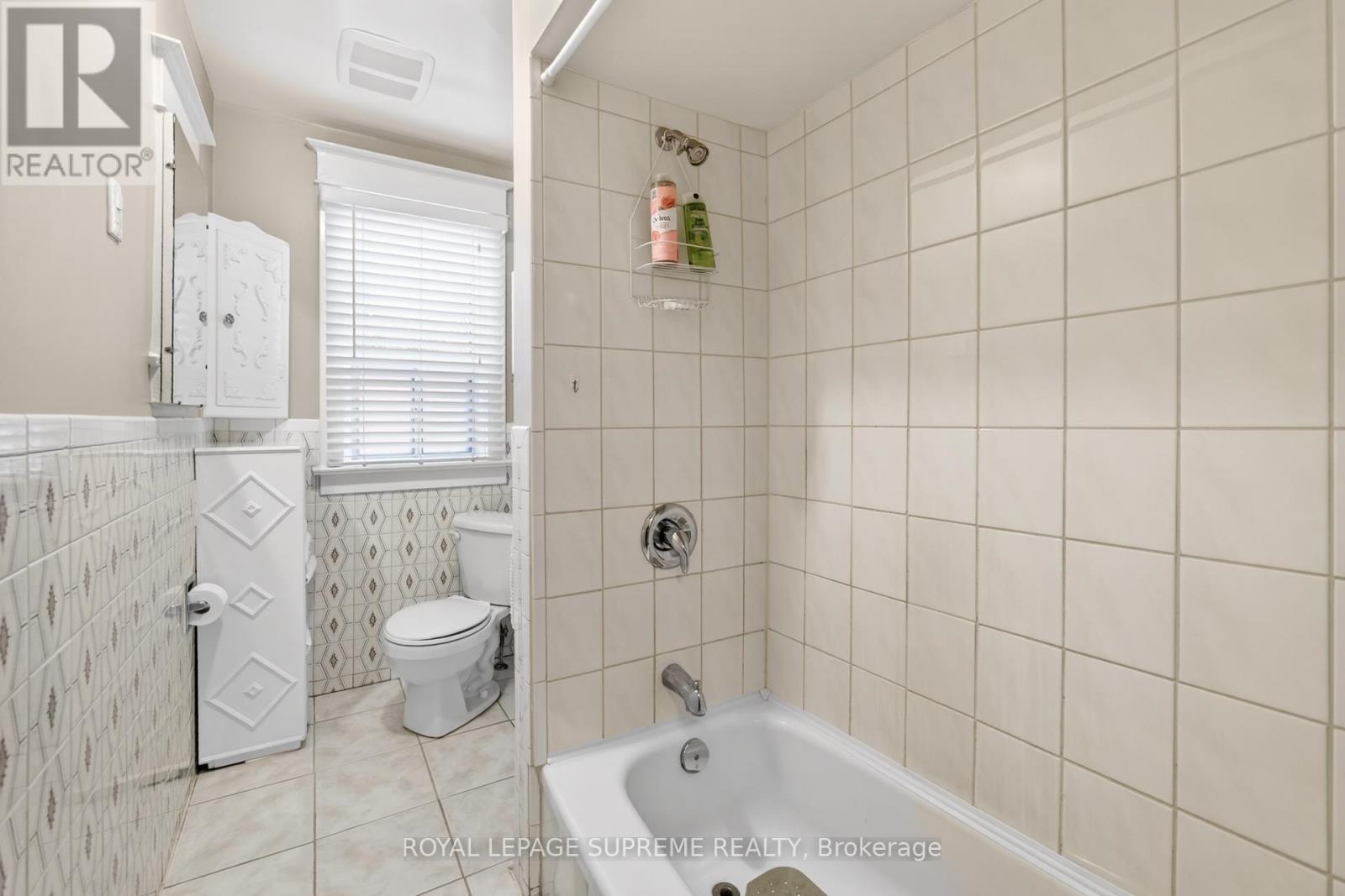93 Marchmount Road, Toronto, Ontario  M6G 2B2 - Photo 31 - C12736274