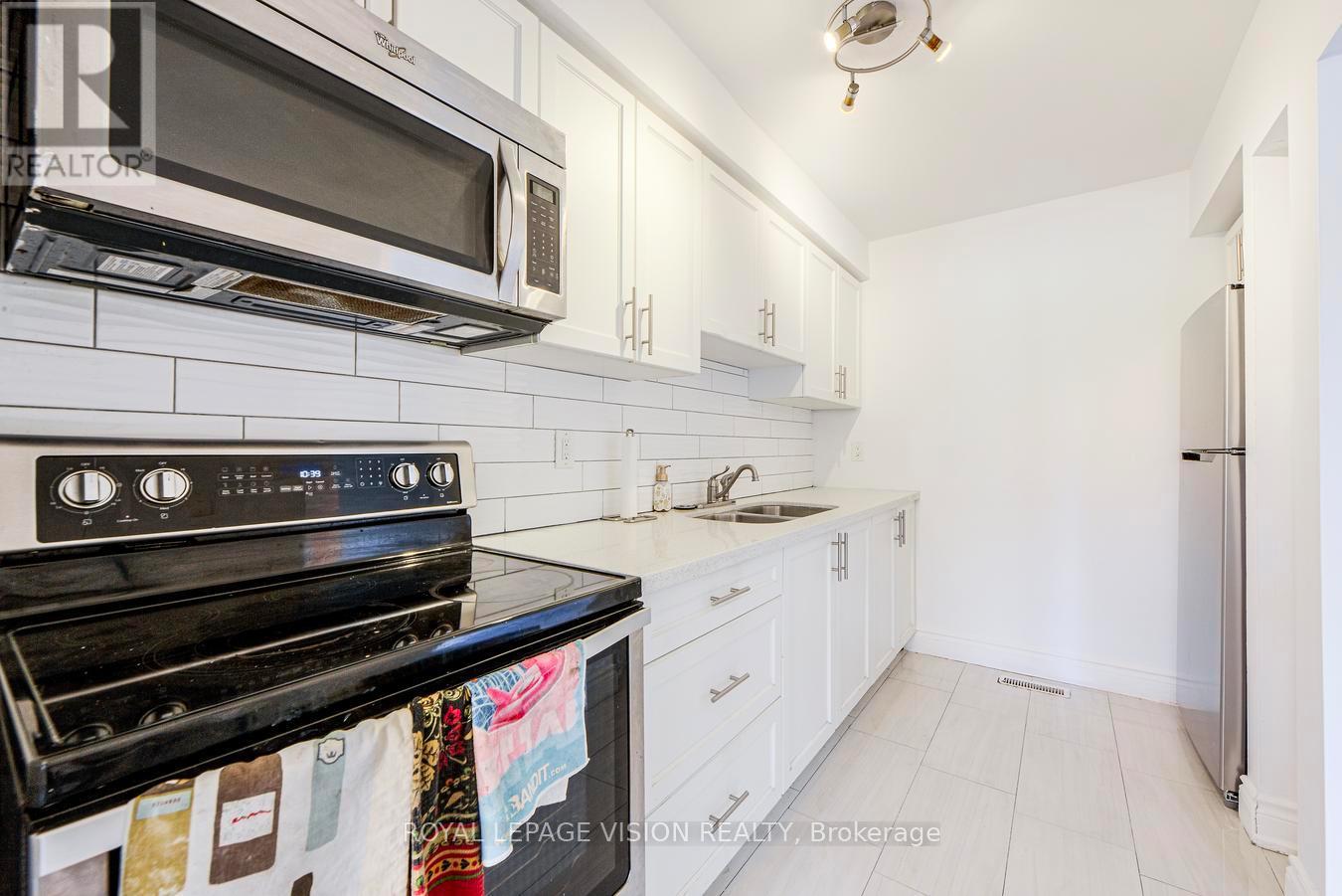 8 - 301 Washburn Way, Toronto, Ontario M1B 1K4 - Photo 12 - E12736248