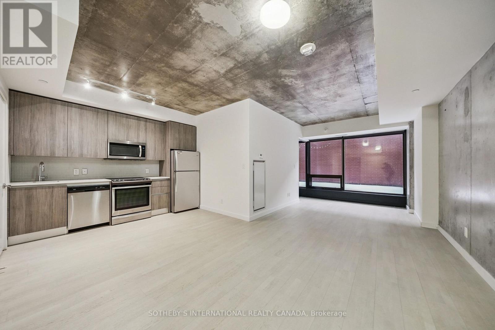 204 - 246 Logan Avenue, Toronto, Ontario  M4M 0E9 - Photo 16 - E12736282