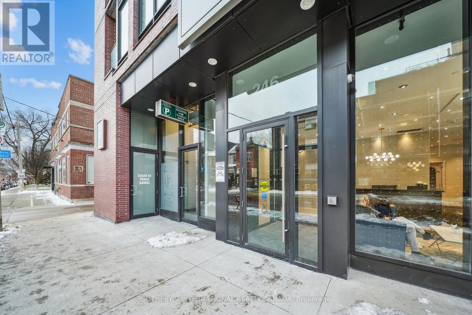 204 - 246 Logan Avenue, Toronto, Ontario  M4M 0E9 - Photo 4 - E12736282