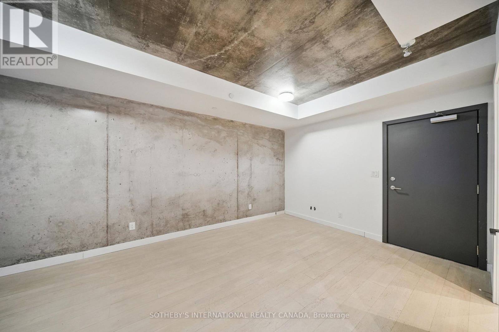 204 - 246 Logan Avenue, Toronto, Ontario  M4M 0E9 - Photo 7 - E12736282