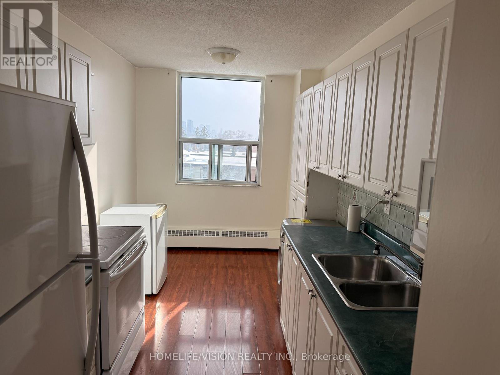 515 - 175 Hilda Avenue, Toronto, Ontario  M2M 1V8 - Photo 17 - C12614382