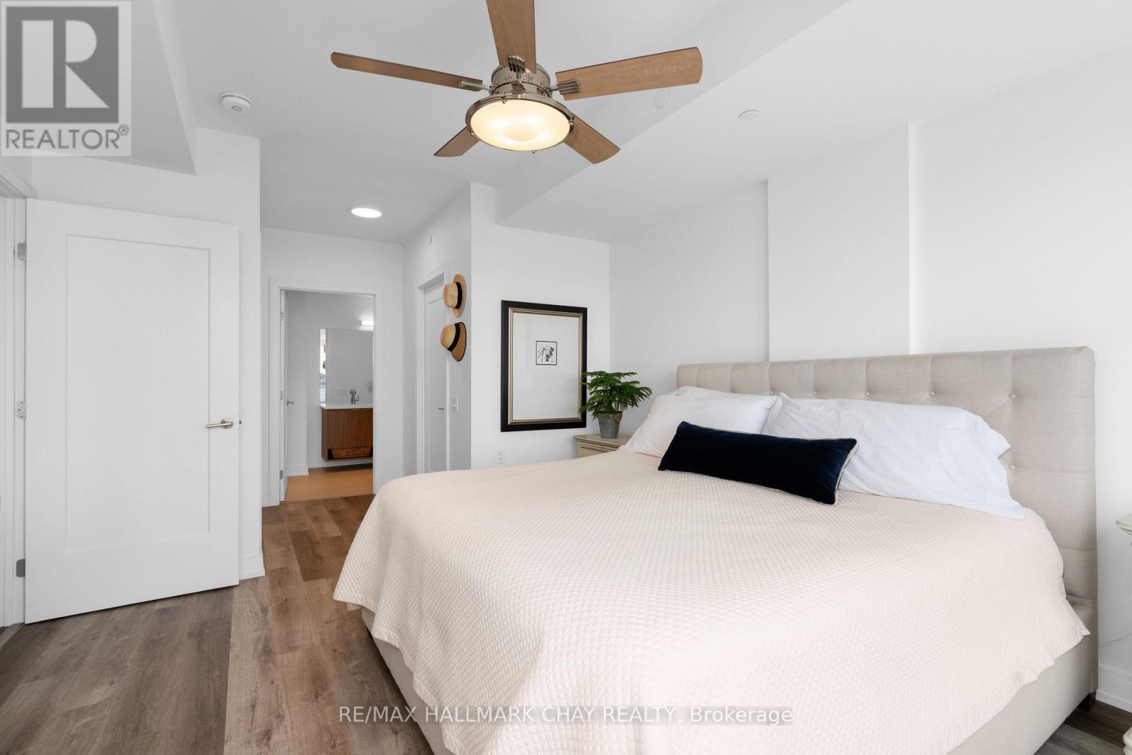 302 - 185 Dunlop Street E, Barrie (City Centre), Ontario L4M 0L7 - Photo 15 - S12736214