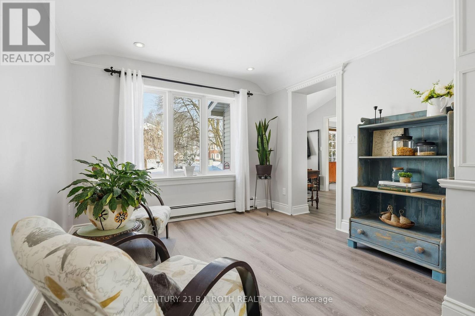 116 Burton Avenue, Barrie, Ontario  L4N 2R8 - Photo 11 - S12736220