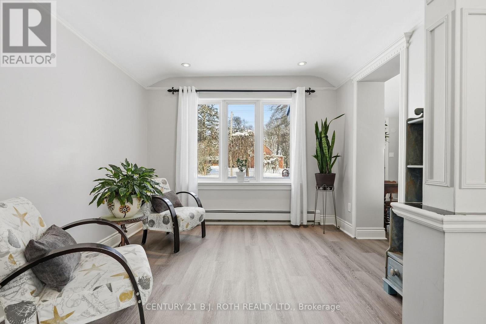 116 Burton Avenue, Barrie, Ontario  L4N 2R8 - Photo 12 - S12736220