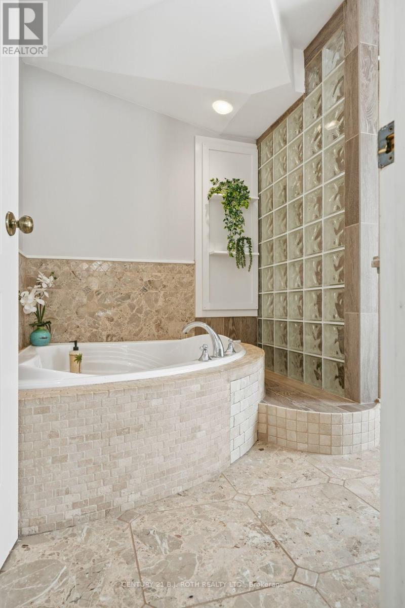 116 Burton Avenue, Barrie, Ontario  L4N 2R8 - Photo 29 - S12736220