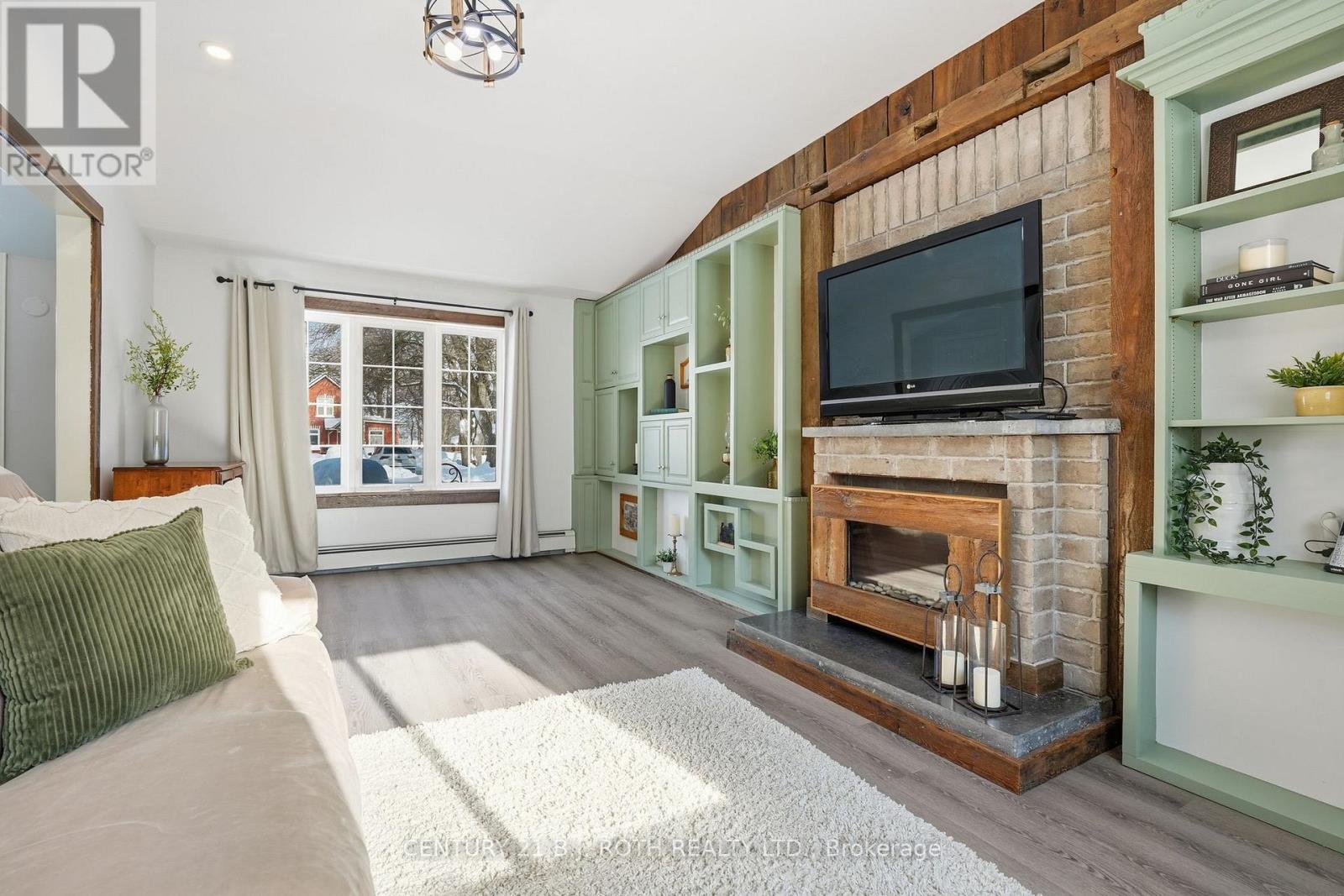 116 Burton Avenue, Barrie, Ontario  L4N 2R8 - Photo 5 - S12736220