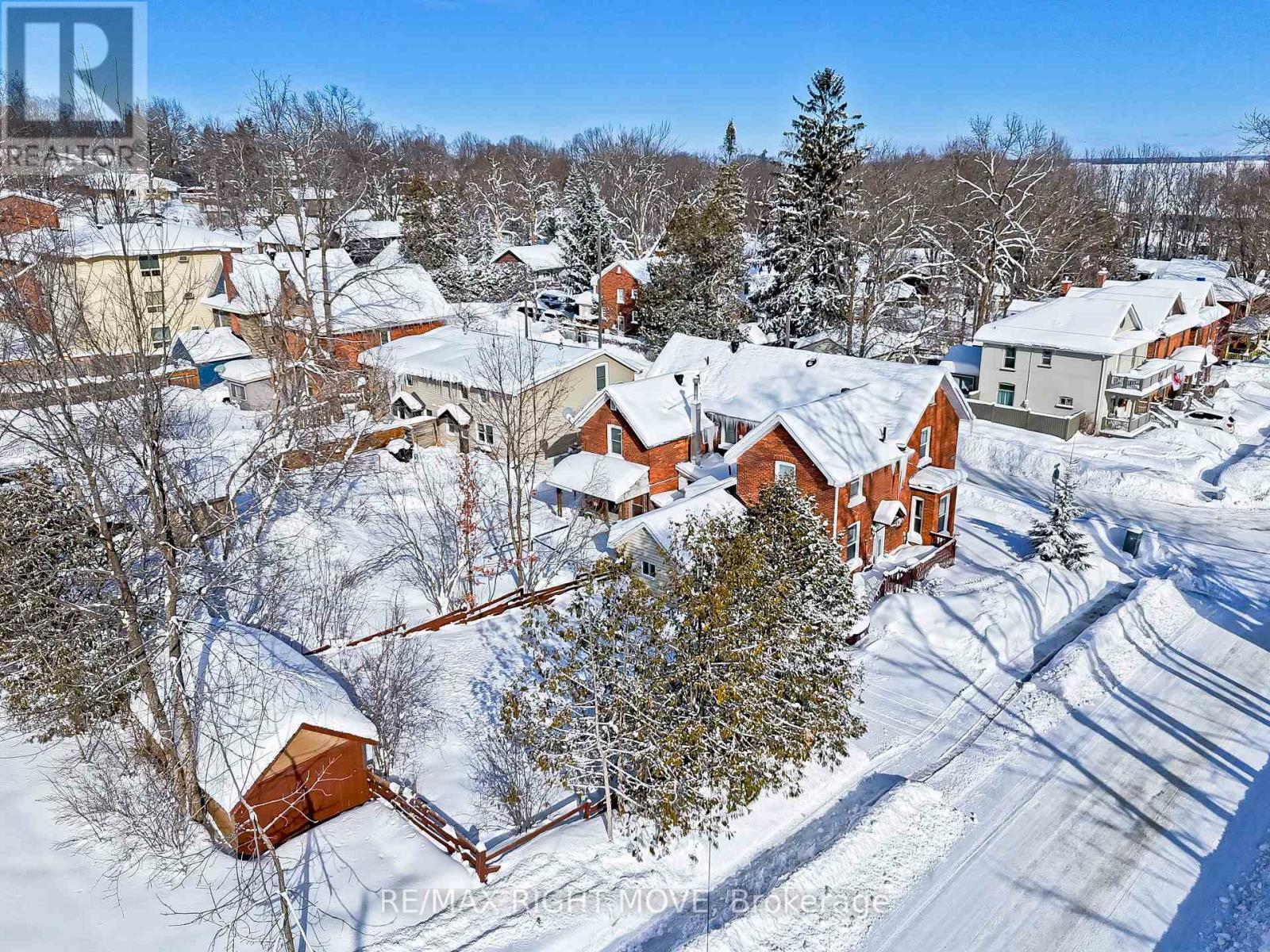 201 Canice Street, Orillia, Ontario  L3V 4J1 - Photo 17 - S12736252