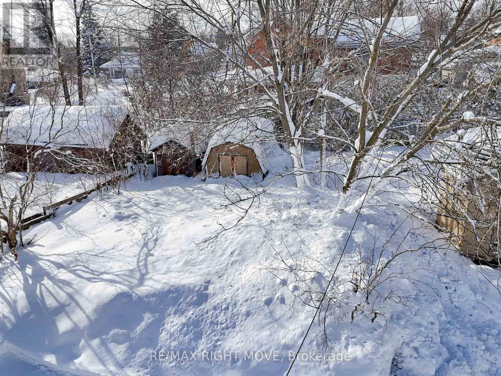 203 Canice Street, Orillia, Ontario  L3V 4J1 - Photo 10 - S12736258