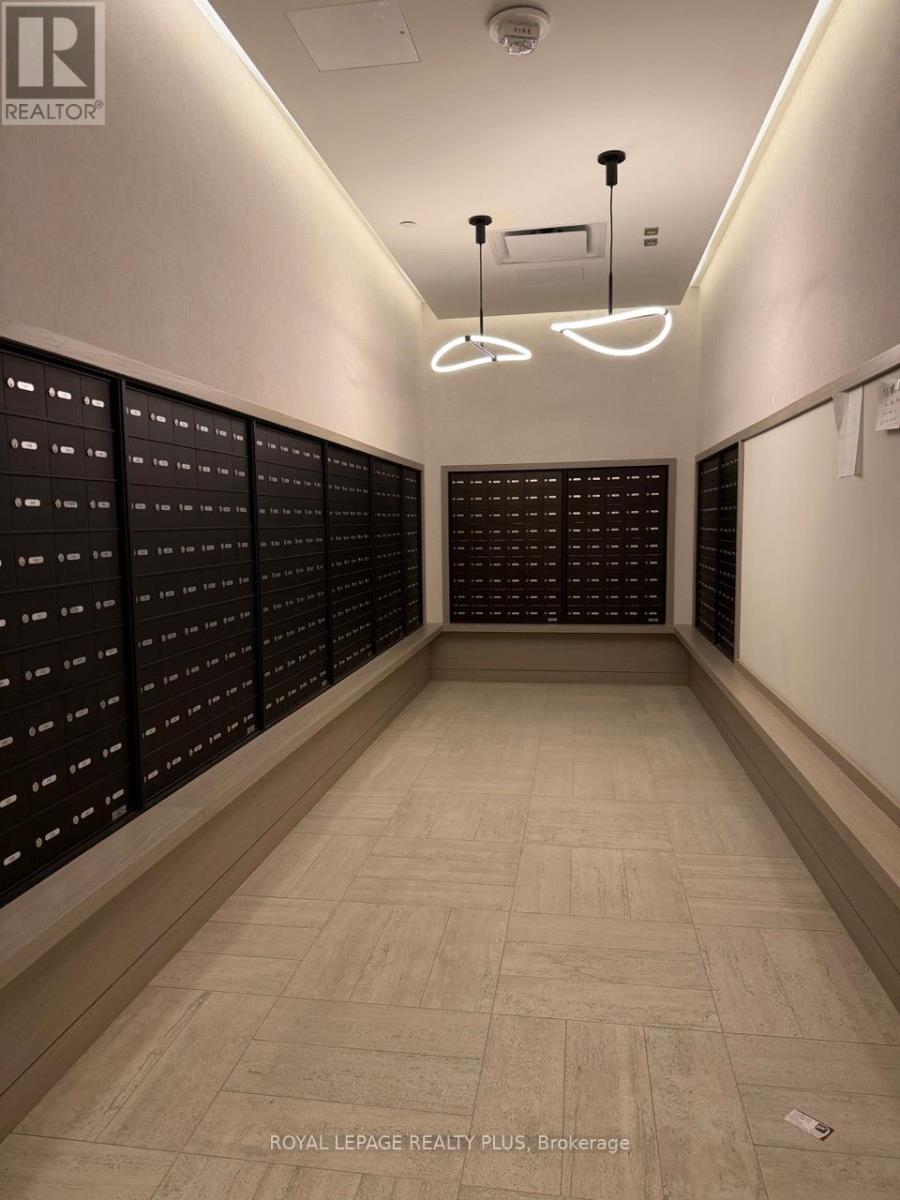 4411 - 4015 The Exchange, Mississauga, Ontario  L5B 0N9 - Photo 24 - W12736250