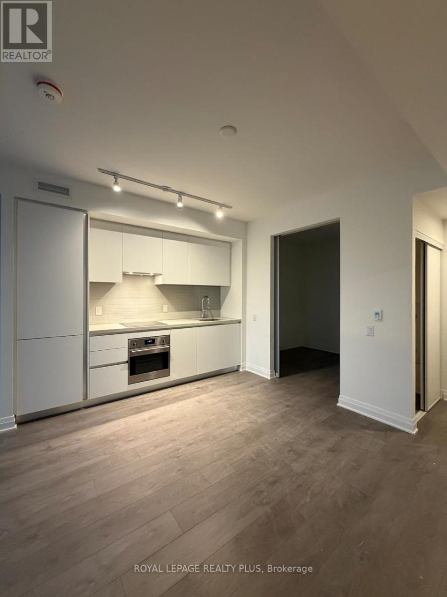 4411 - 4015 The Exchange, Mississauga, Ontario  L5B 0N9 - Photo 4 - W12736250