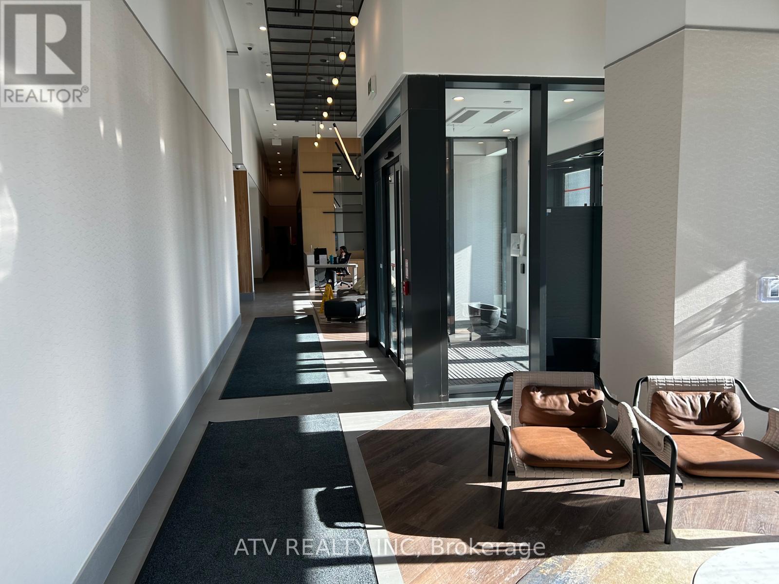 1025 - 1007 The Queensway, Toronto, Ontario  M8Z 6C7 - Photo 2 - W12736256