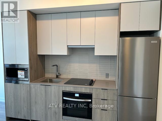 1025 - 1007 The Queensway, Toronto, Ontario  M8Z 6C7 - Photo 5 - W12736256