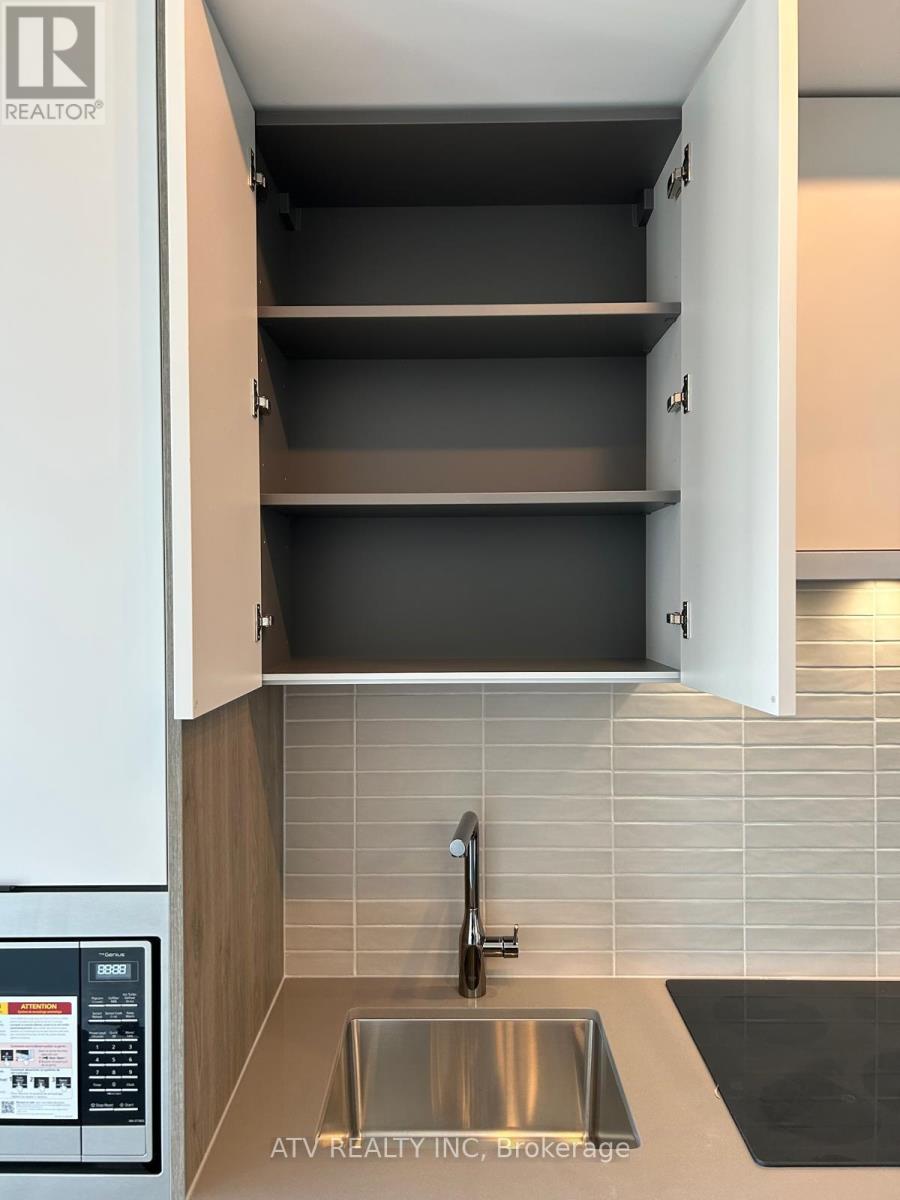 1025 - 1007 The Queensway, Toronto, Ontario  M8Z 6C7 - Photo 9 - W12736256