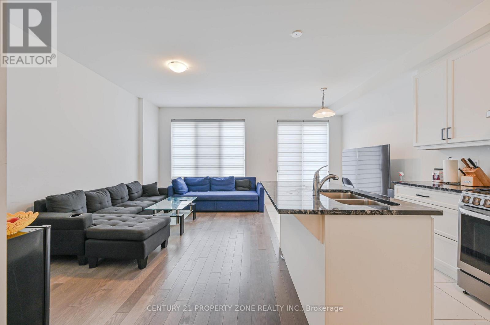 54 Keppel Circle, Brampton, Ontario  L7A 5L1 - Photo 11 - W12736286