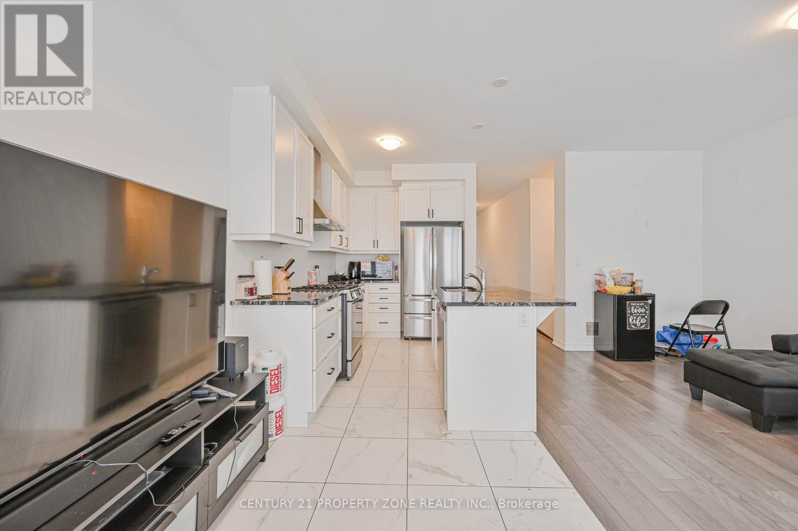 54 Keppel Circle, Brampton, Ontario  L7A 5L1 - Photo 16 - W12736286