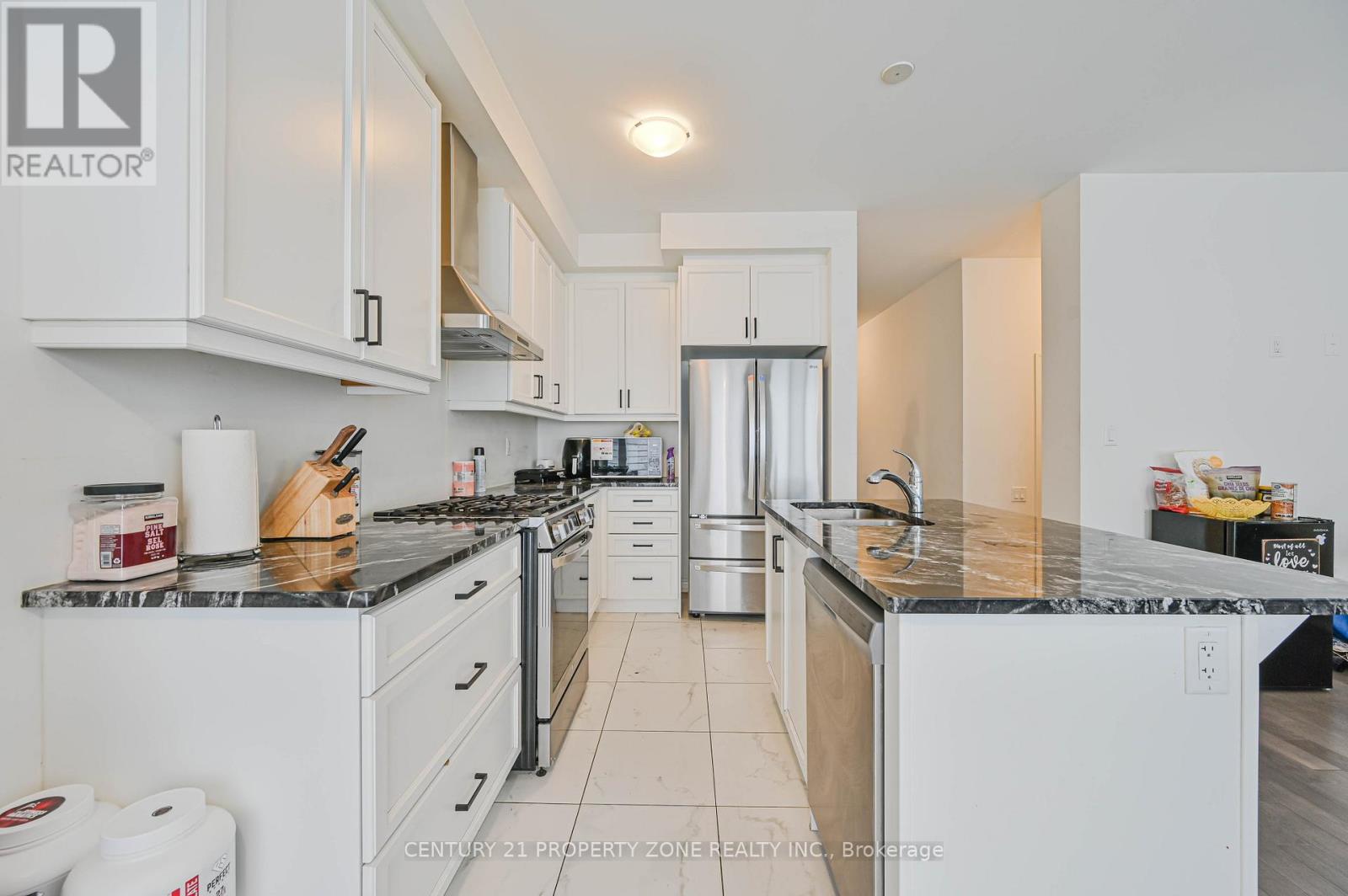 54 Keppel Circle, Brampton, Ontario  L7A 5L1 - Photo 18 - W12736286