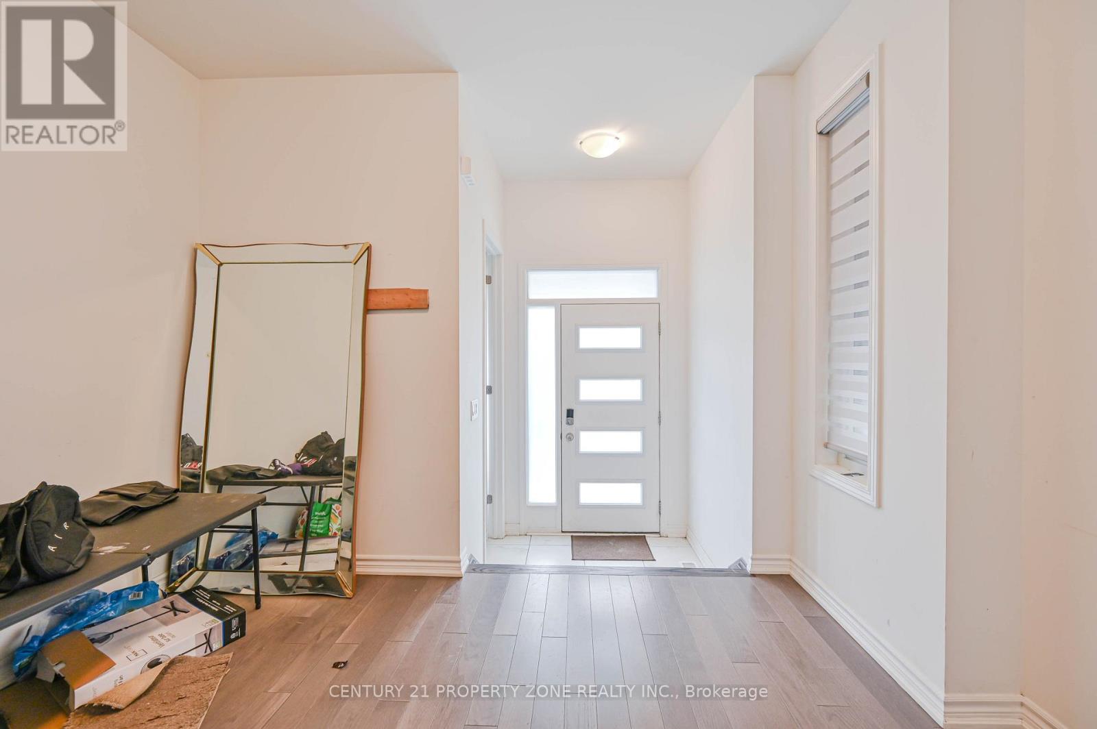 54 Keppel Circle, Brampton, Ontario  L7A 5L1 - Photo 5 - W12736286