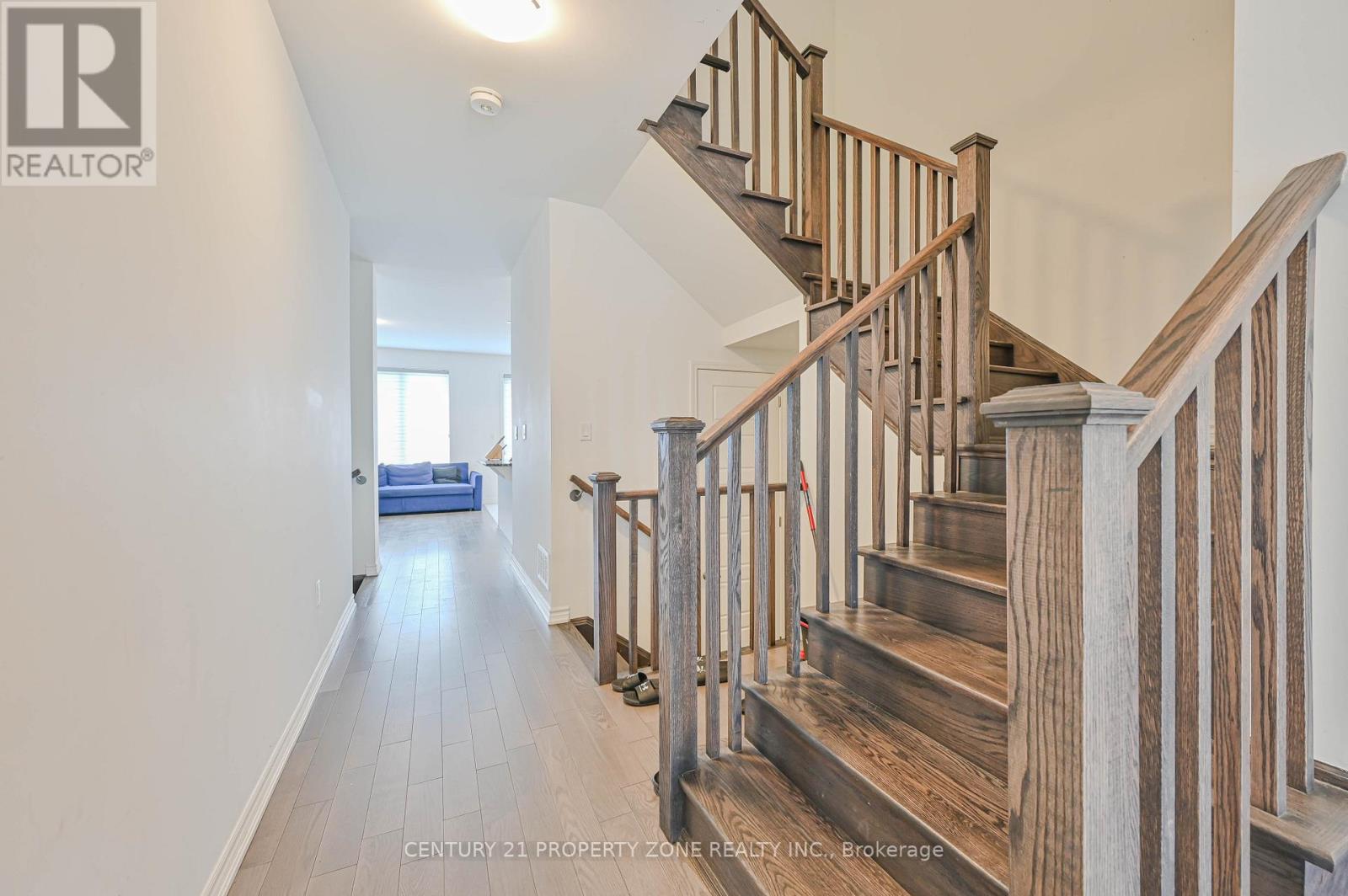 54 Keppel Circle, Brampton, Ontario  L7A 5L1 - Photo 8 - W12736286