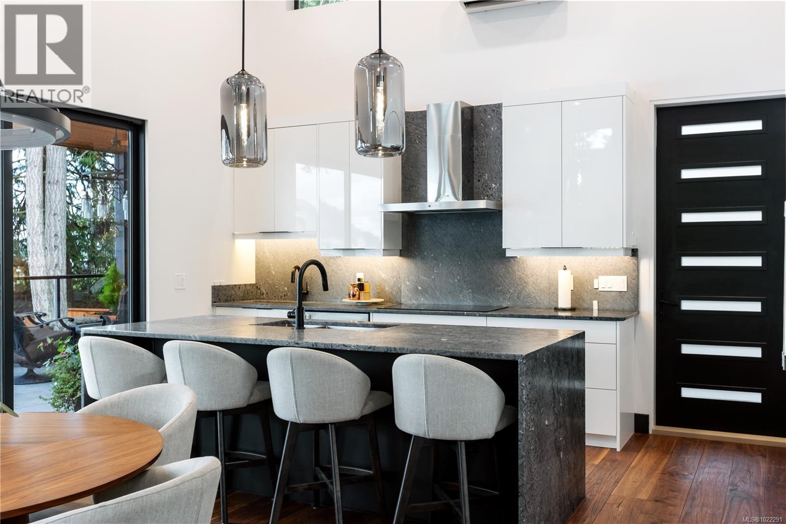 2250 Dolphin Rd, North Saanich, British Columbia  V8L 5Y7 - Photo 5 - 1022291