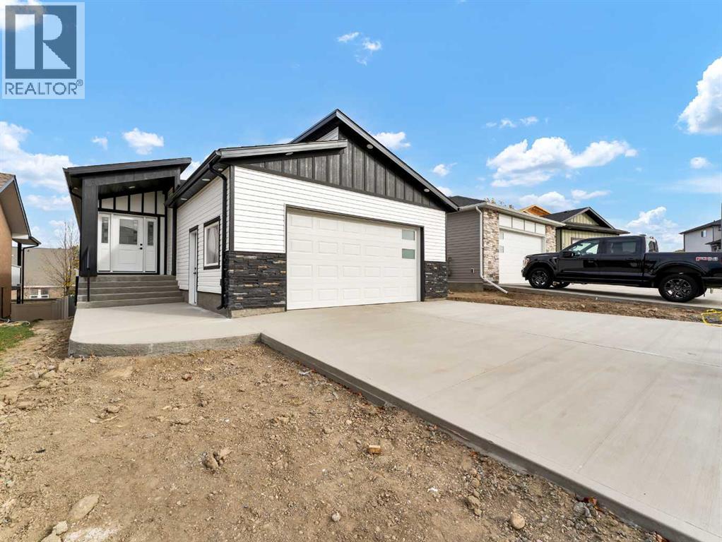 31 Sierra Road SW, Medicine Hat, Alberta