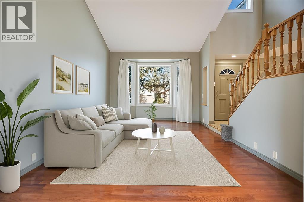 107 Wood Valley Drive Sw, Calgary, Alberta  T2W 5V6 - Photo 4 - A2280805