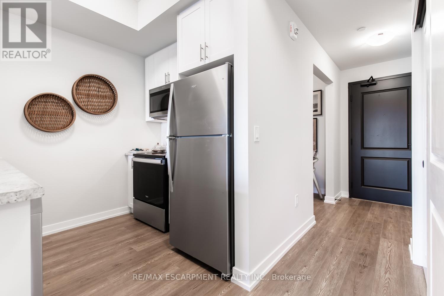 505 - 870 Queenston Road, Hamilton, Ontario  L8G 0B9 - Photo 10 - X12736284