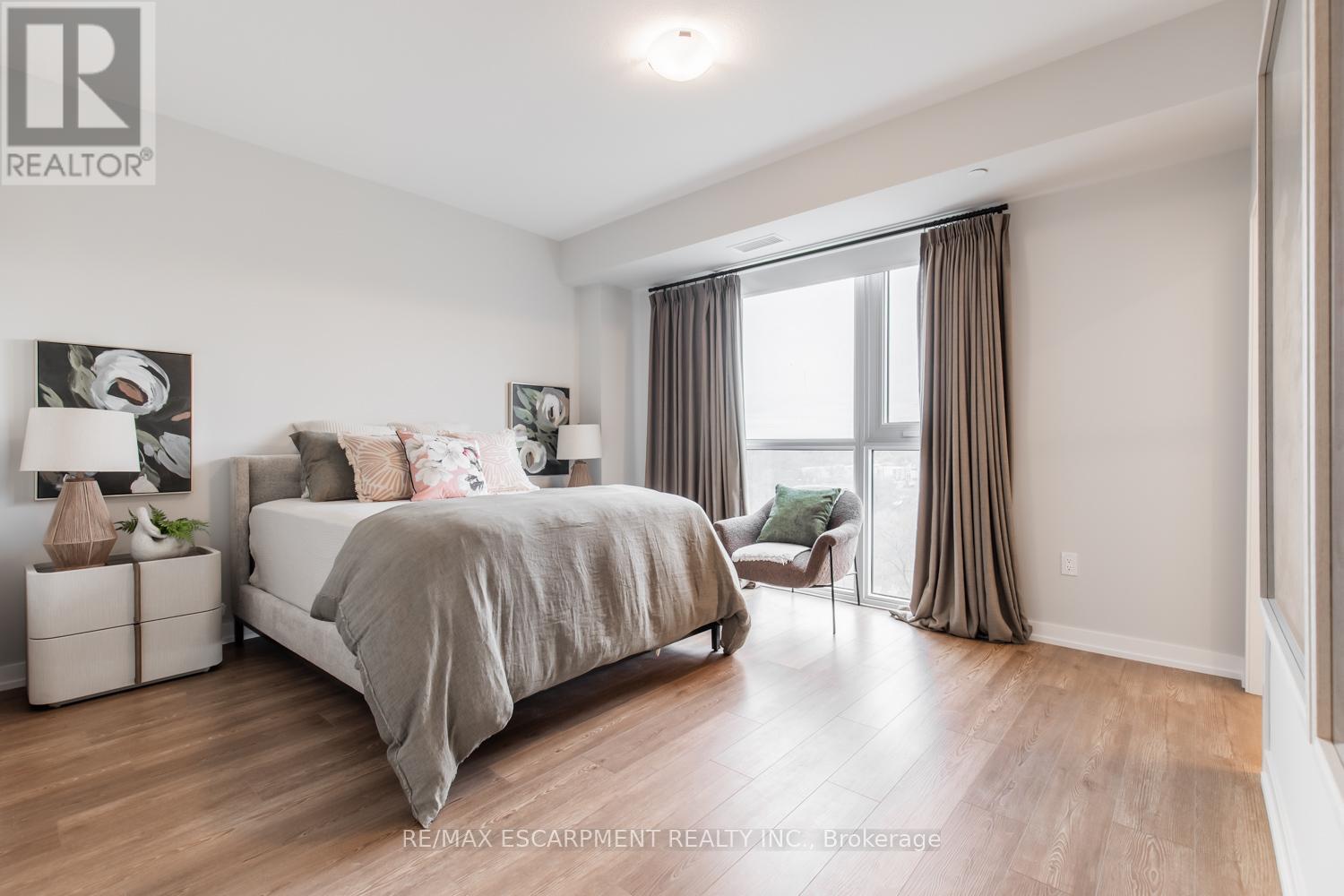 505 - 870 Queenston Road, Hamilton, Ontario  L8G 0B9 - Photo 24 - X12736284