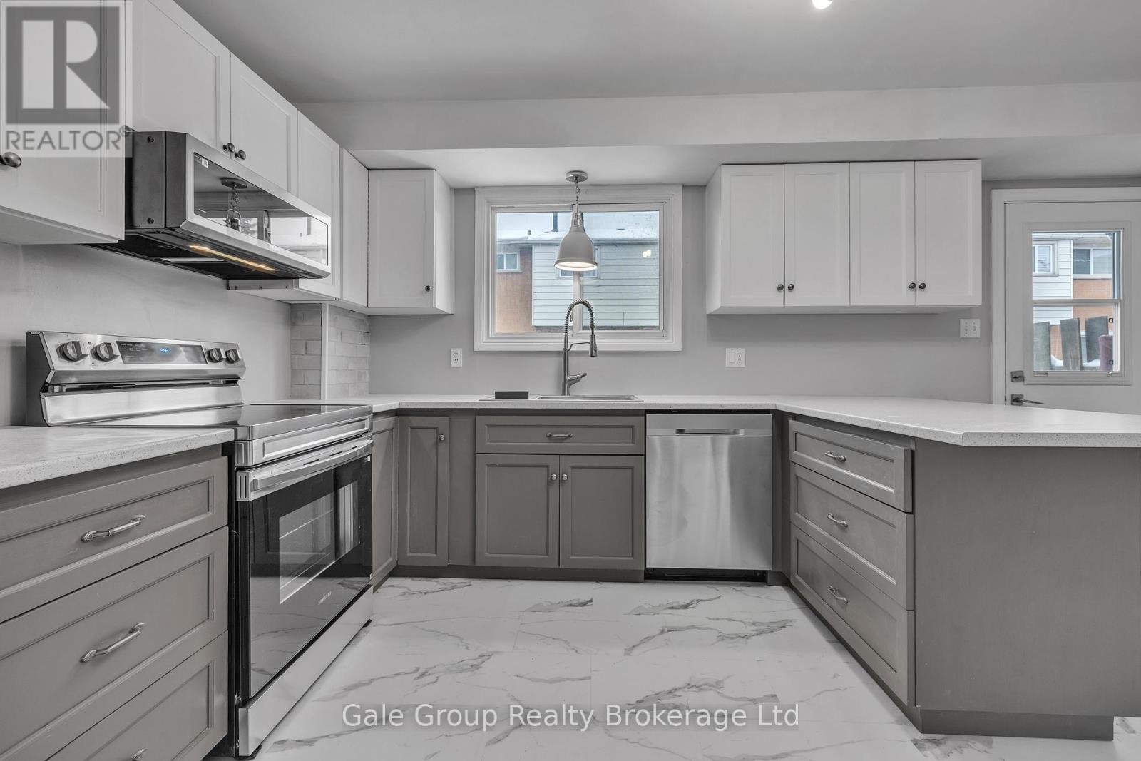 11 - 78 Bee Street, Woodstock, Ontario  N4S 3Z3 - Photo 10 - X12589254