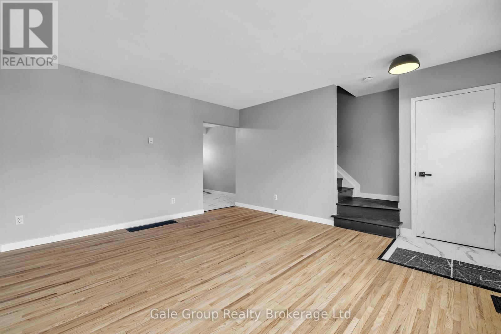 11 - 78 Bee Street, Woodstock, Ontario  N4S 3Z3 - Photo 7 - X12589254