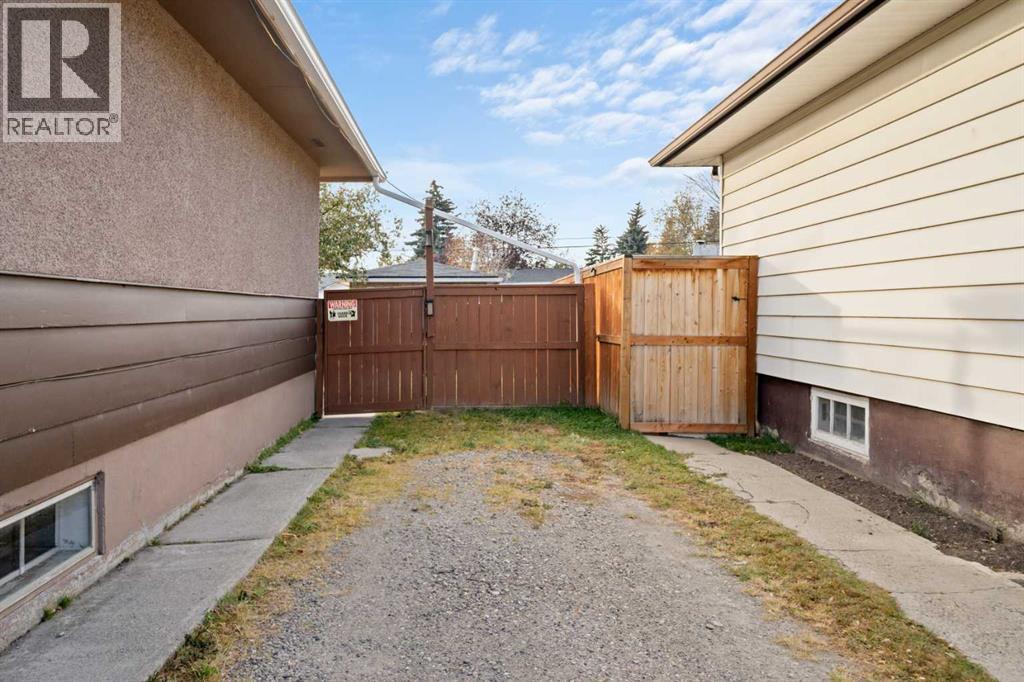 2219 40 Street Se, Calgary, Alberta  T2B 1B8 - Photo 23 - A2282307