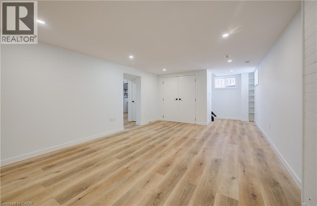 24 Alderney Avenue, Hamilton, Ontario  L9A 2A5 - Photo 10 - 40801425