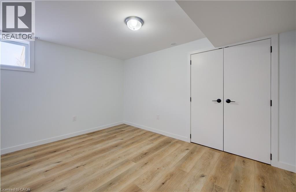 24 Alderney Avenue, Hamilton, Ontario  L9A 2A5 - Photo 17 - 40801425