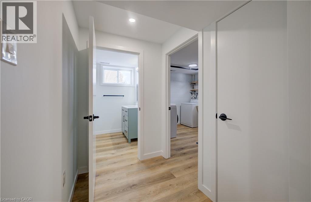 24 Alderney Avenue, Hamilton, Ontario  L9A 2A5 - Photo 21 - 40801425