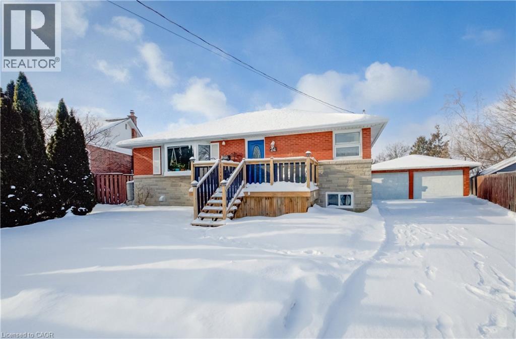 24 Alderney Avenue, Hamilton, Ontario  L9A 2A5 - Photo 3 - 40801425