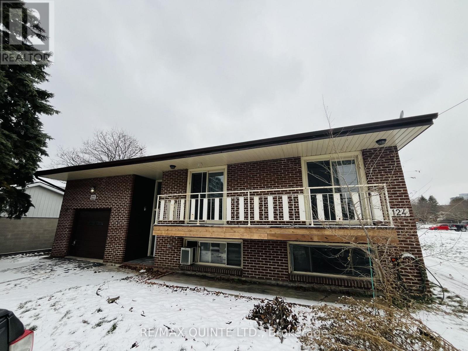 122 Sidney Street, Belleville, Ontario  K8P 3Y9 - Photo 1 - X12736344