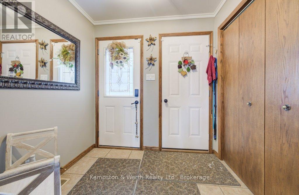 1a Crawford Street, North Huron, Ontario  N0G 2W0 - Photo 11 - X12736422