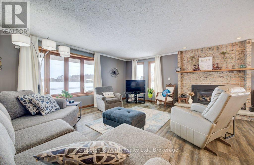 1a Crawford Street, North Huron, Ontario  N0G 2W0 - Photo 14 - X12736422