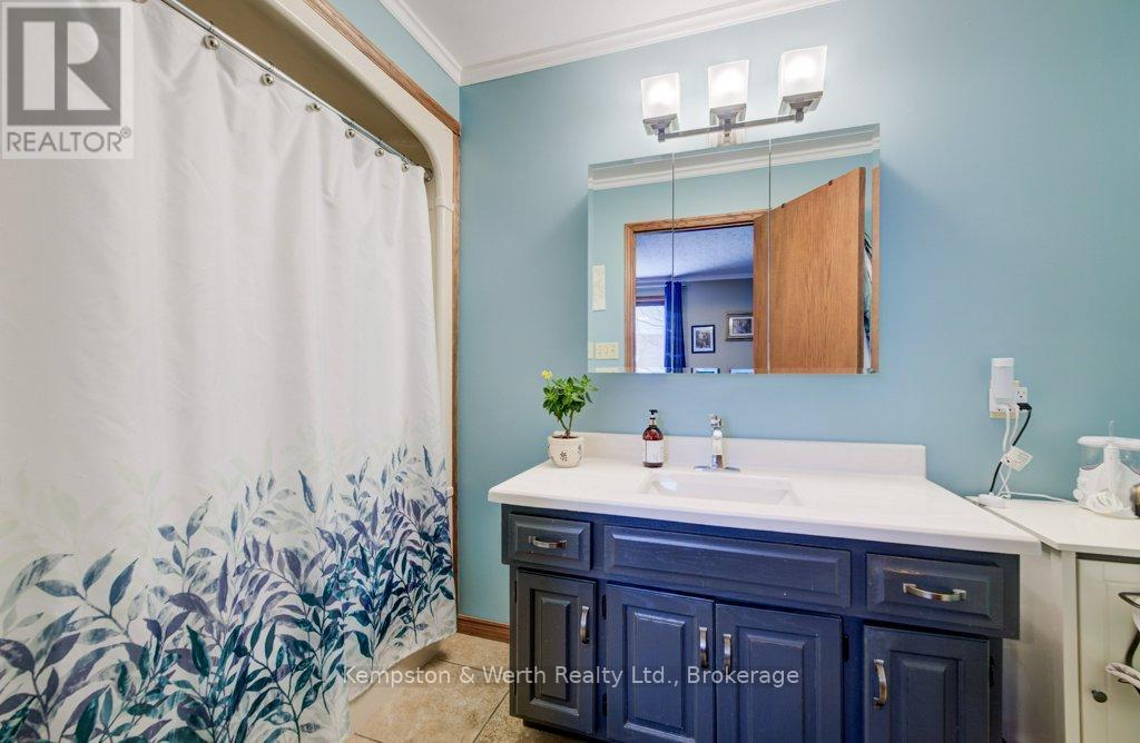 1a Crawford Street, North Huron, Ontario  N0G 2W0 - Photo 32 - X12736422