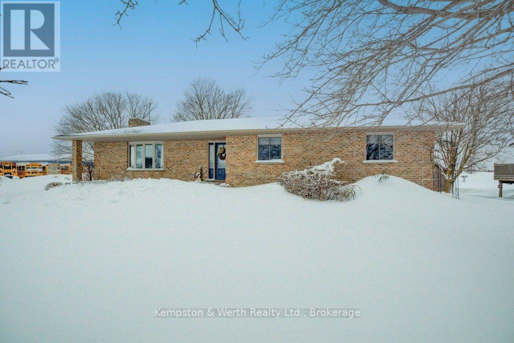 1a Crawford Street, North Huron, Ontario  N0G 2W0 - Photo 7 - X12736422