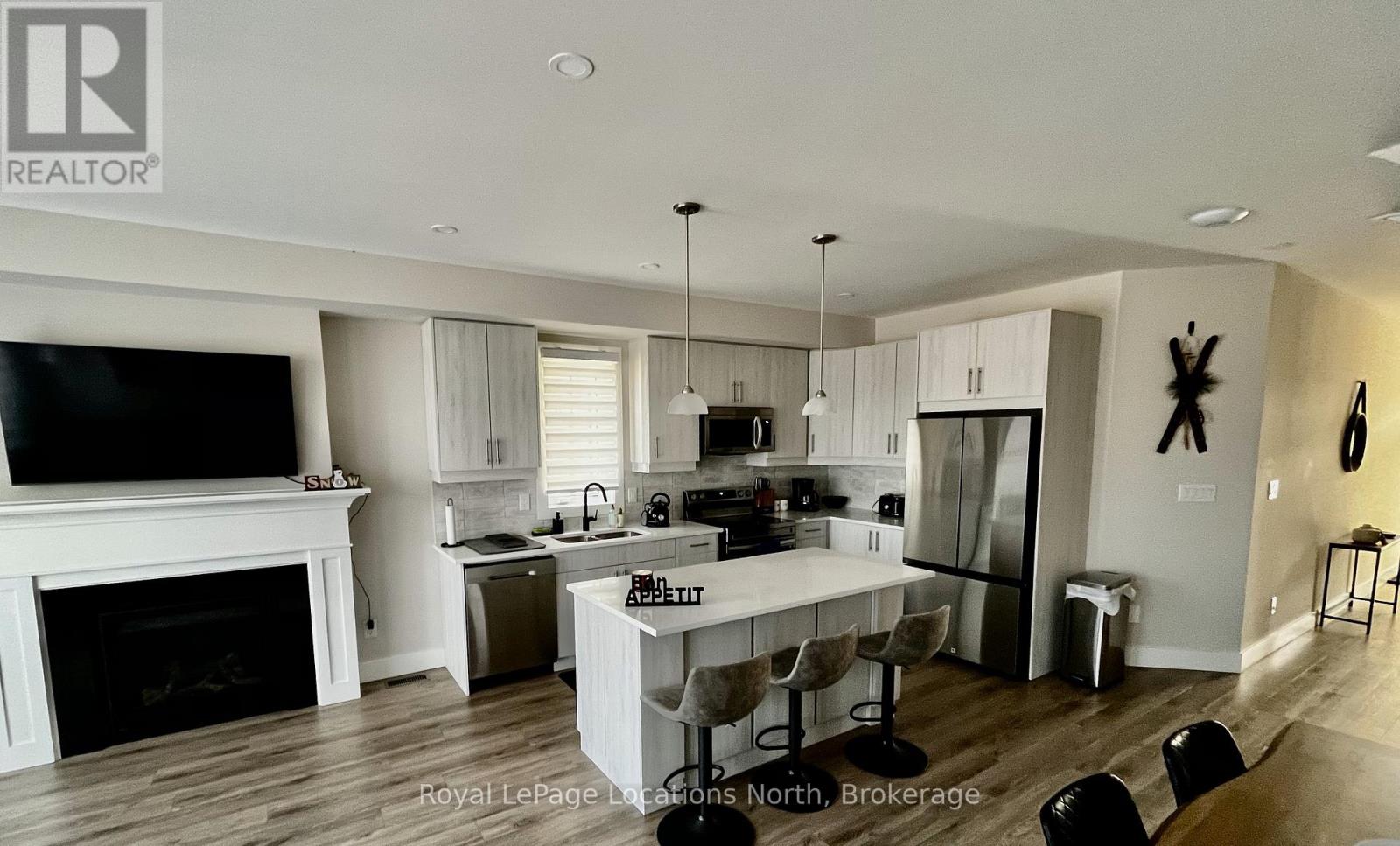 120 Black Willow Crescent, Blue Mountains, Ontario L9Y 5L8 - Photo 10 - X12736434