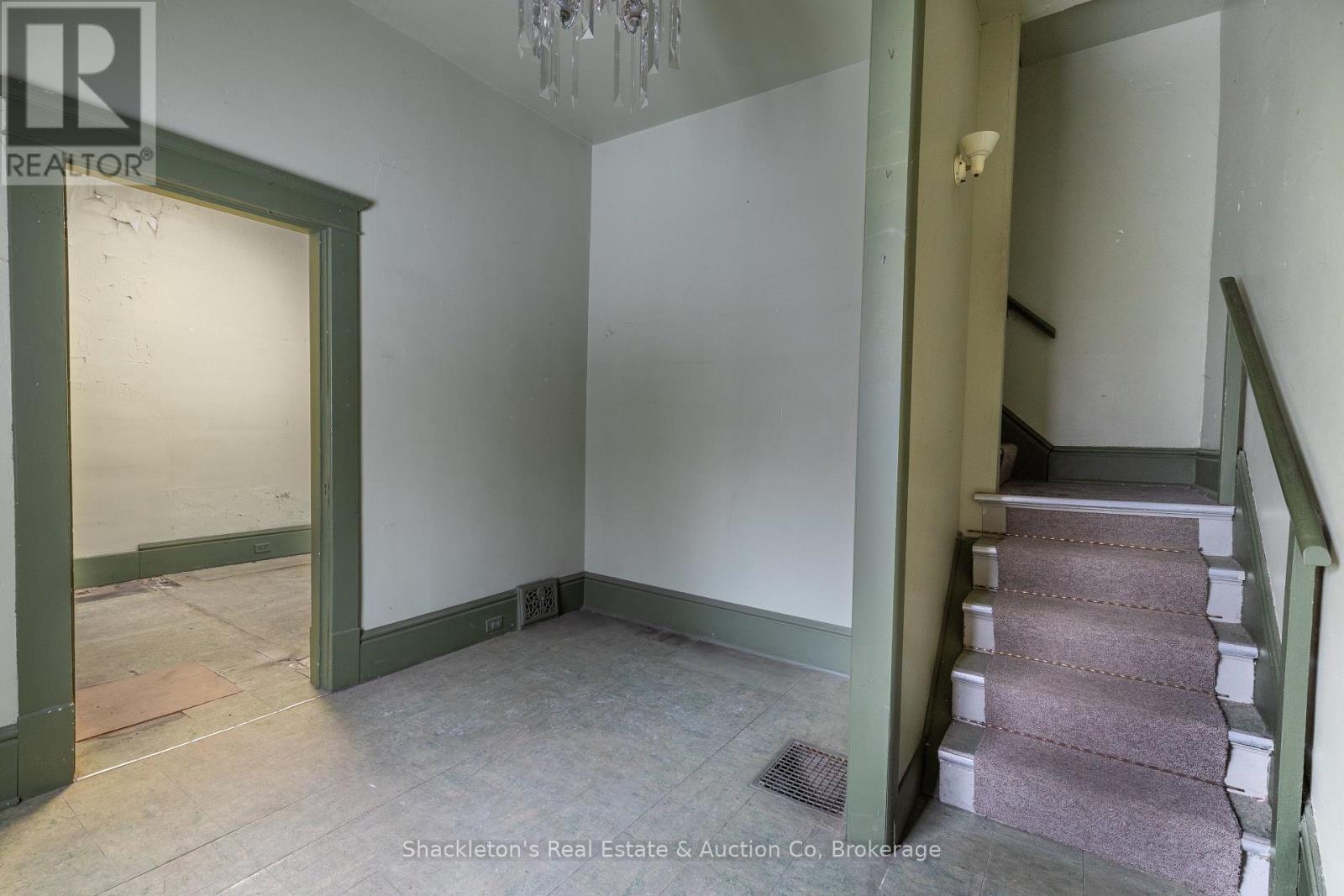 432 Erie Street, Stratford, Ontario  N5A 2N5 - Photo 14 - X12736472